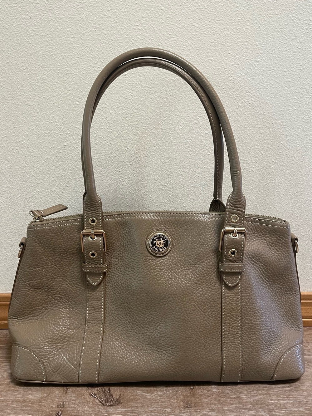 Dooney & Bourke large tan pebble leather satchel no top strap